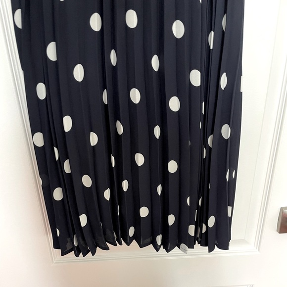 Forever 21 Navy Polka Dot Pleated Midi Skirt - Picture 6 of 9